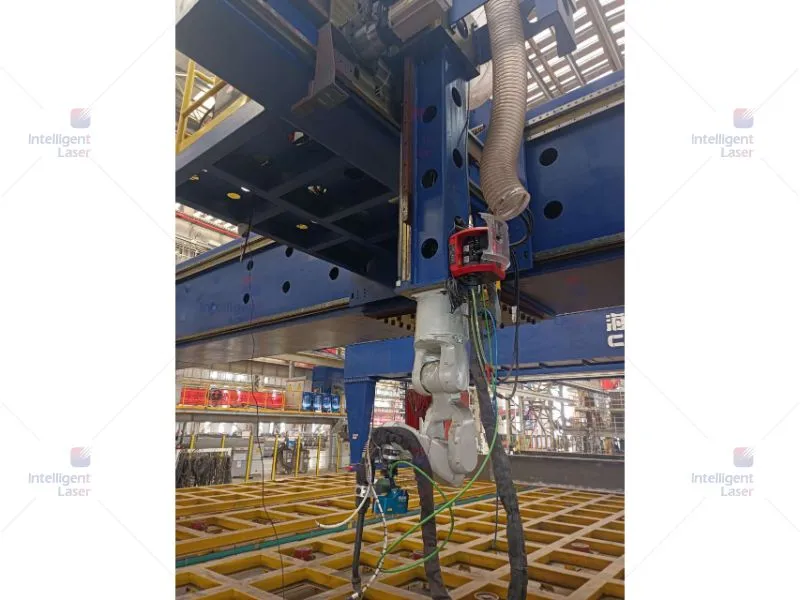 IL-SPD600 Laser Vision Welding Seam Tracking Sensor