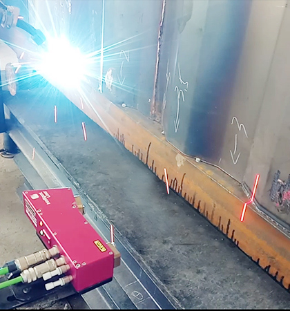 Guided Welding of Wide Field of View Seam Tracking Sensor Using Pre-Scan Path